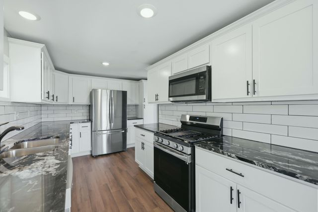 6335 Pine Island Drive Ne, Plainfield Twp, MI 49321