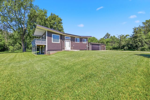6335 Pine Island Drive Ne, Plainfield Twp, MI 49321