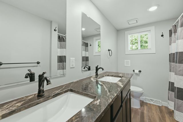 6335 Pine Island Drive Ne, Plainfield Twp, MI 49321