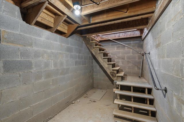 13318 Birchwood Pike, Harrison, TN 37341