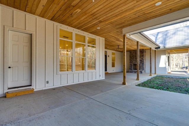 13318 Birchwood Pike, Harrison, TN 37341