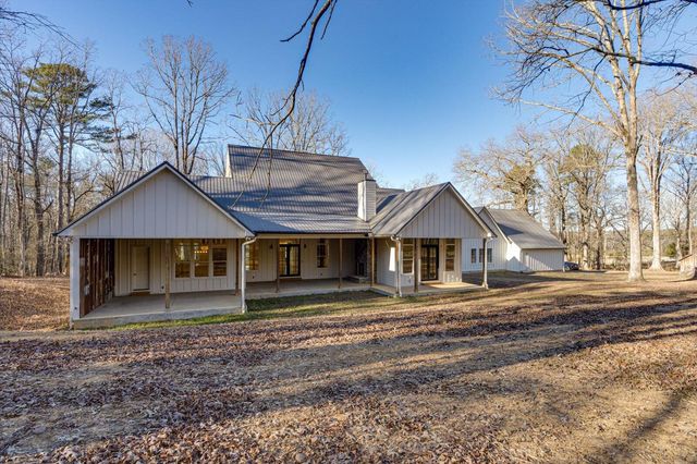 13318 Birchwood Pike, Harrison, TN 37341