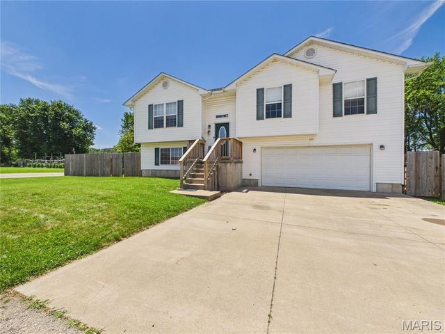 121 Penny Lane, Farmington, MO 63640