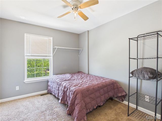 121 Penny Lane, Farmington, MO 63640