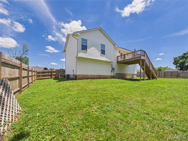 121 Penny Lane, Farmington, MO 63640