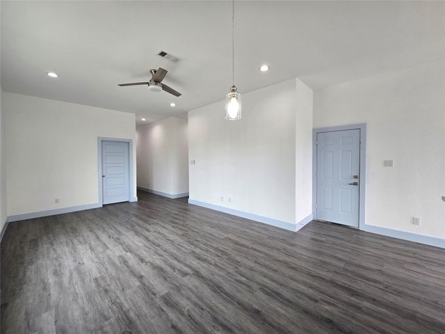 3202 Noor Street, Dallas, TX 75233