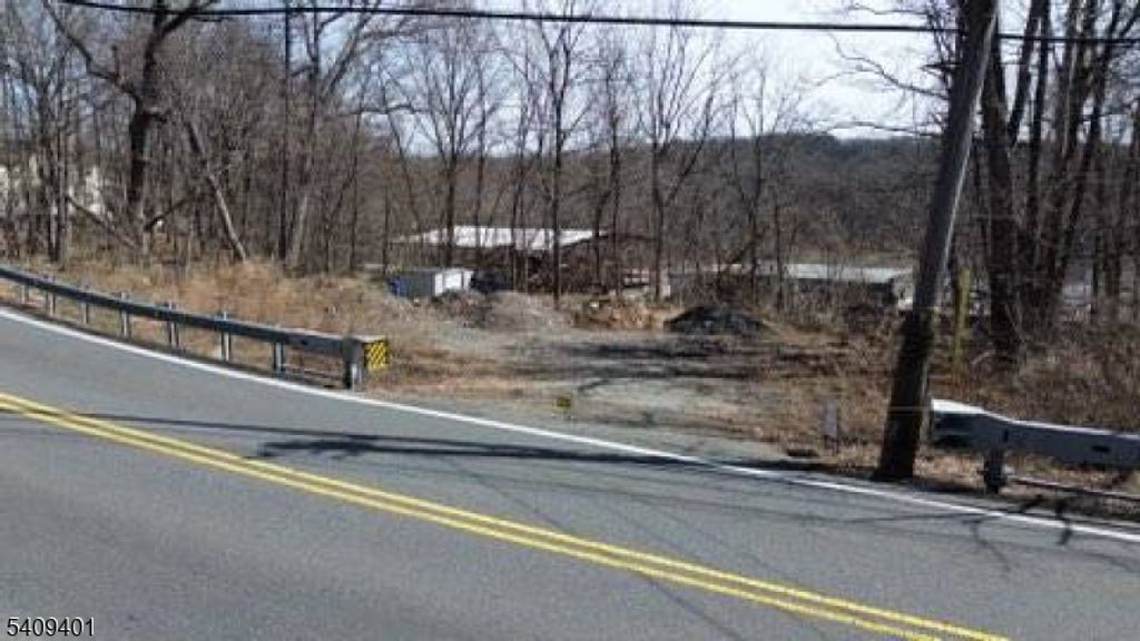 280 Espanong Rd, Jefferson Twp., NJ 07849 — photo 3