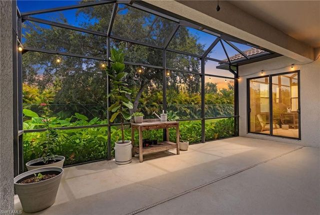 1406 Serrano CIR, Naples, FL 34105
