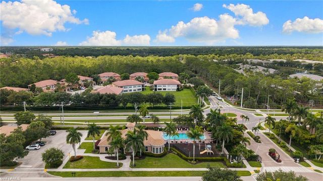 1406 Serrano CIR, Naples, FL 34105