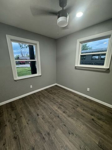 445 Canal, Quinlan, TX 75474