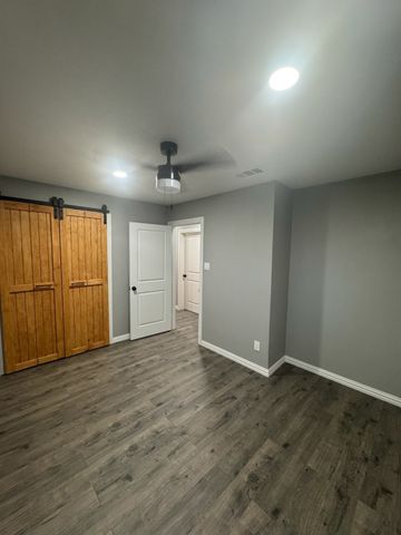 445 Canal, Quinlan, TX 75474