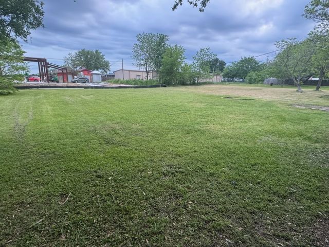 445 Canal, Quinlan, TX 75474