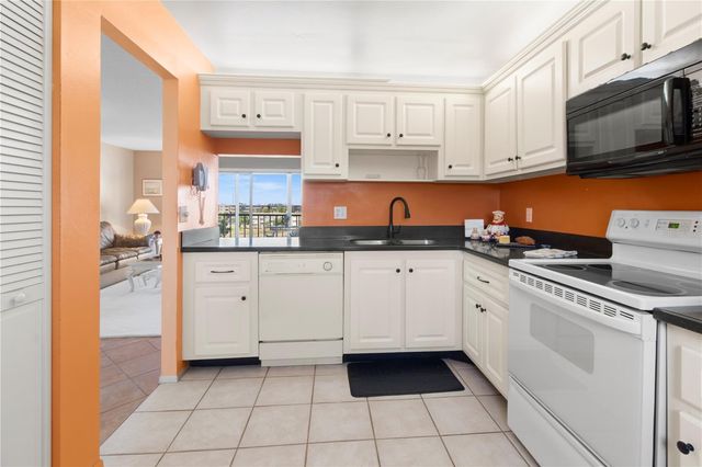 3880 IRONWOOD LANE 508E, Bradenton, FL 34209
