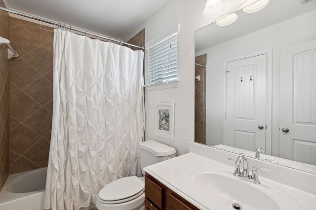 4328 Peregrine Way, Carrollton, TX 75010