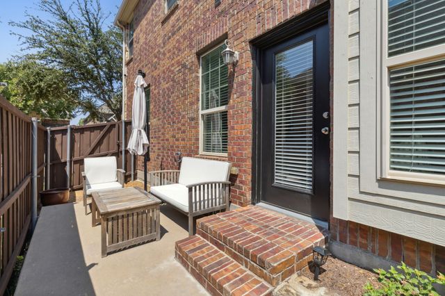 4328 Peregrine Way, Carrollton, TX 75010