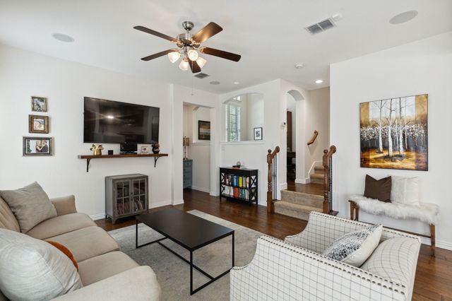 4328 Peregrine Way, Carrollton, TX 75010