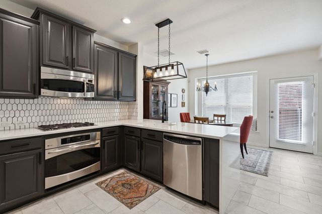 4328 Peregrine Way, Carrollton, TX 75010