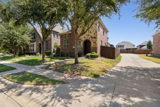 4328 Peregrine Way, Carrollton, TX 75010