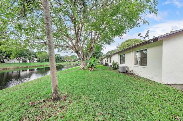 6616 N Parkway Dr 3-5, Margate, FL 33068