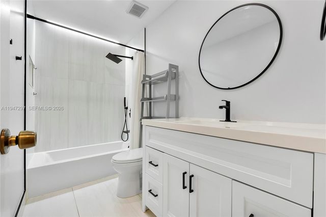 6616 N Parkway Dr 3-5, Margate, FL 33068