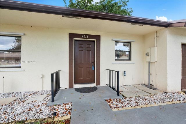 6616 N Parkway Dr 3-5, Margate, FL 33068