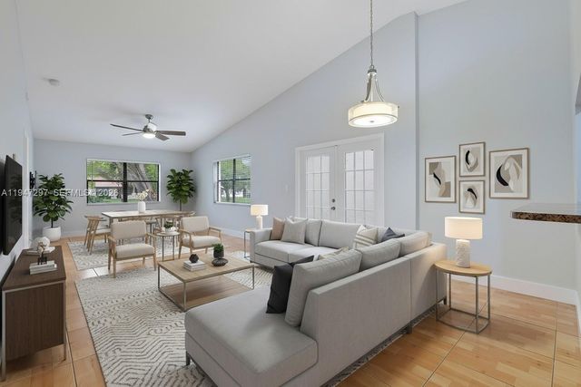 6616 N Parkway Dr 3-5, Margate, FL 33068