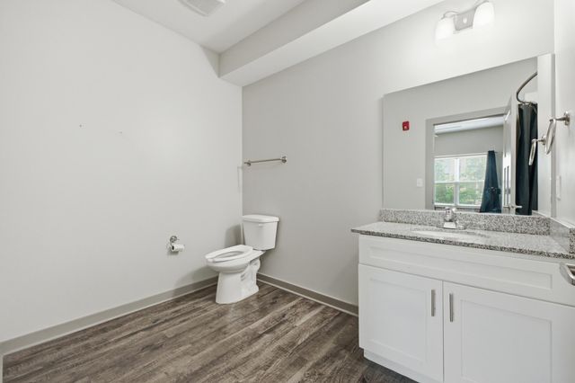 782 Riverfront Parkway 102, Chattanooga, TN 37402