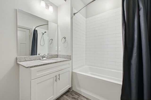 782 Riverfront Parkway 102, Chattanooga, TN 37402