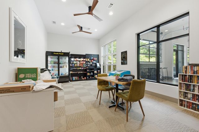 782 Riverfront Parkway 102, Chattanooga, TN 37402