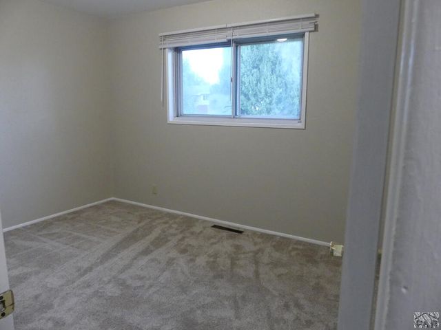 2860 Aster St, Pueblo, CO 81005