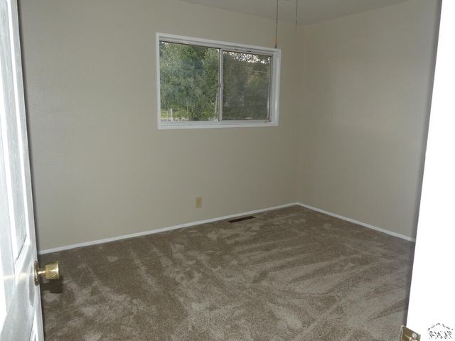 2860 Aster St, Pueblo, CO 81005