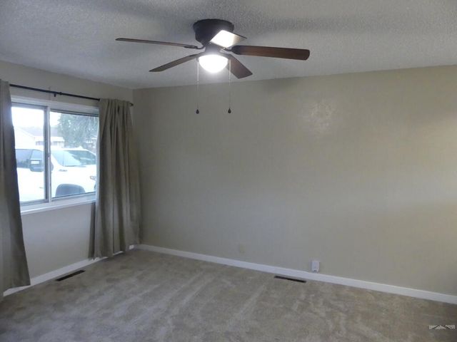 2860 Aster St, Pueblo, CO 81005