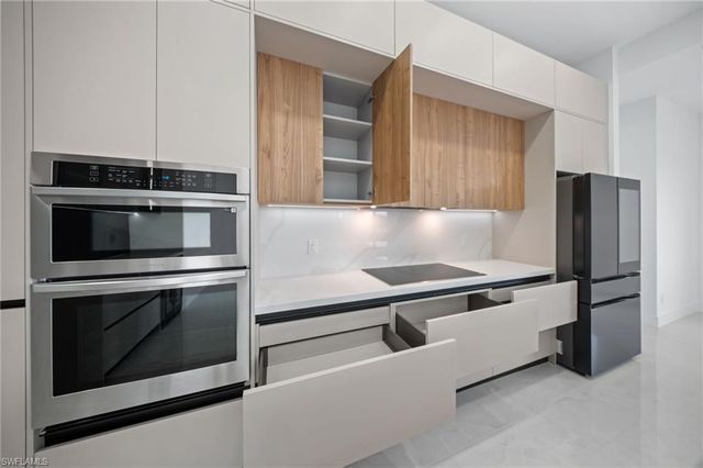 1801 NW 10th TER, Cape Coral, FL 33993