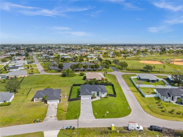 1801 NW 10th TER, Cape Coral, FL 33993