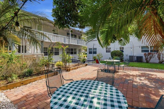 253 Coventry K, West Palm Beach, FL 33417