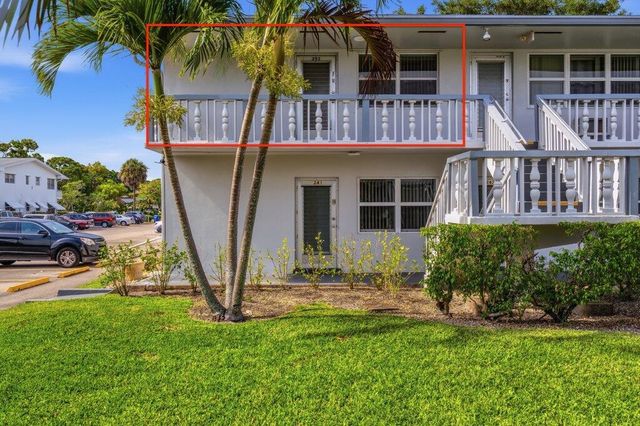 253 Coventry K, West Palm Beach, FL 33417