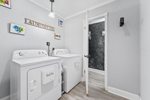 1547 Prairie Grove Drive, Houston, TX 77077