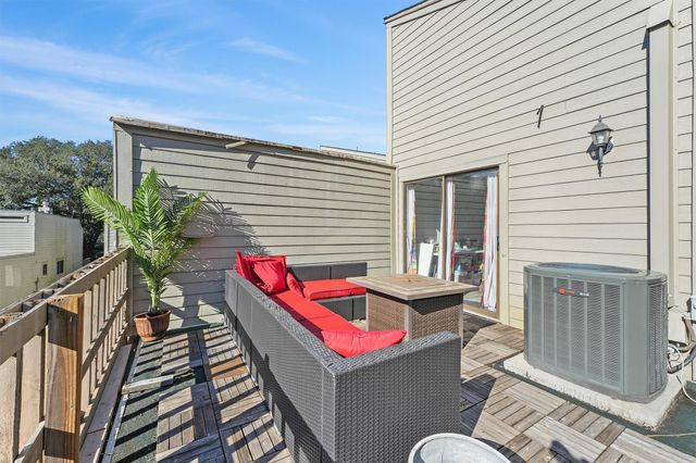 1547 Prairie Grove Drive, Houston, TX 77077