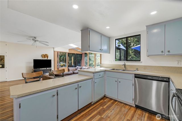 2357 Mountain View Road E, Port Orchard, WA 98366