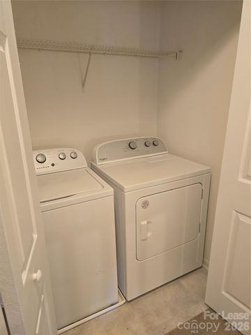 10013 University Park Lane, Charlotte, NC 28213