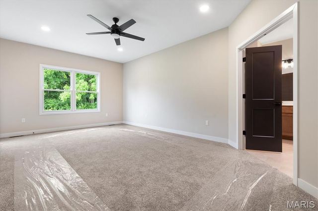 526 Dove Drive, St Charles, MO 63301