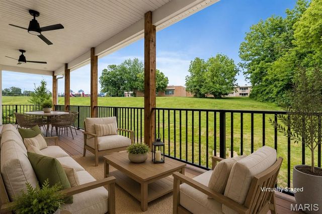 526 Dove Drive, St Charles, MO 63301