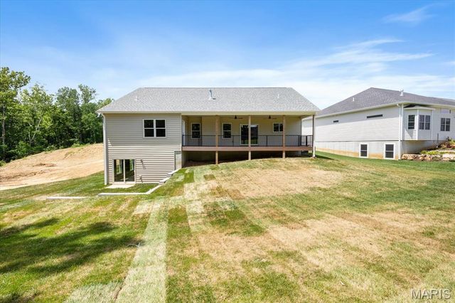 526 Dove Drive, St Charles, MO 63301