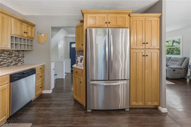 439 Bob Avenue, Canal Fulton, OH 44614