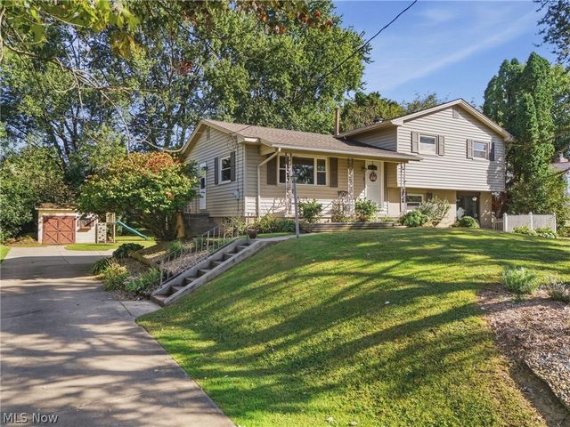 439 Bob Avenue, Canal Fulton, OH 44614