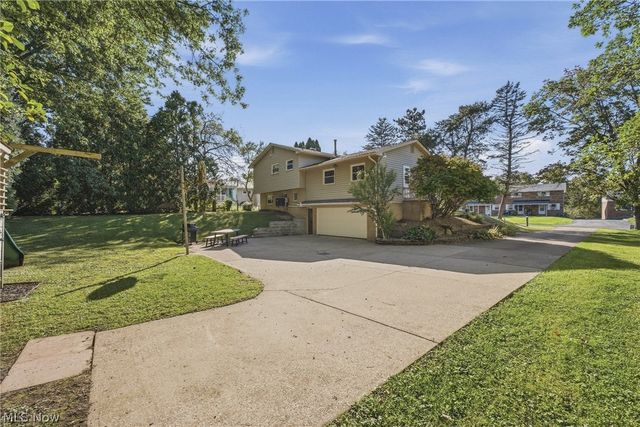 439 Bob Avenue, Canal Fulton, OH 44614