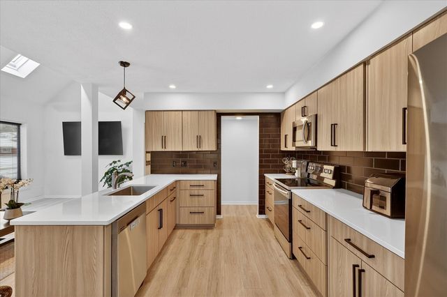 837 Tierra Street, Kentwood, MI 49508