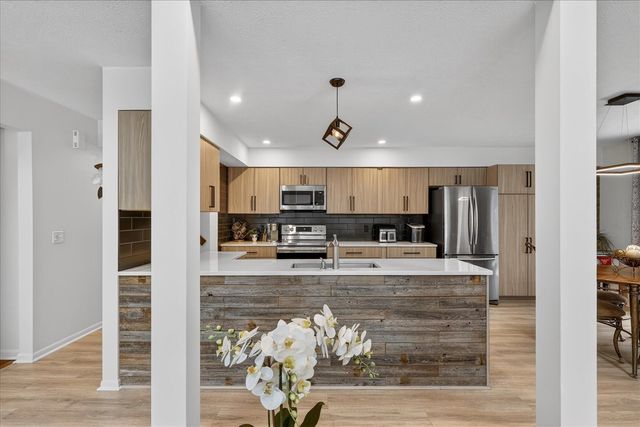 837 Tierra Street, Kentwood, MI 49508