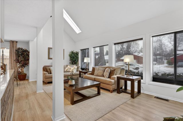 837 Tierra Street, Kentwood, MI 49508