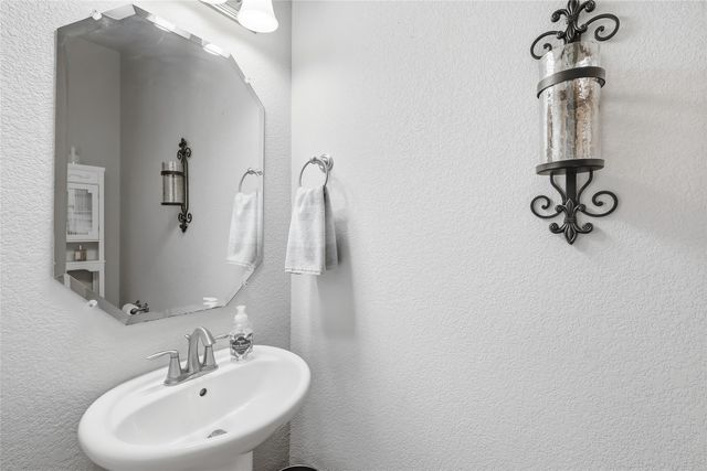 6105 Dunnlevy Drive, Fort Worth, TX 76179